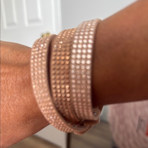 Touchstone Crystal Blush/Nude Wrap Star Bracelet with Swarovski Crystals - Picture 1 of 5